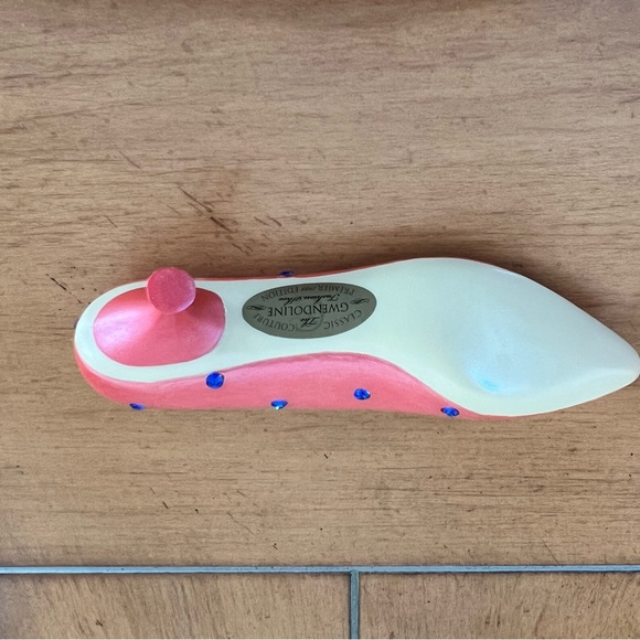 Vintage Classic Couture Collection With Mini Hat, Shoe & Handbag. - Picture 7 of 10